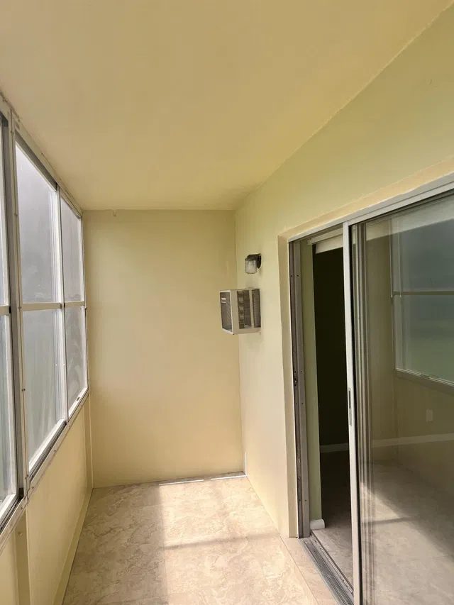  Residence photo 24