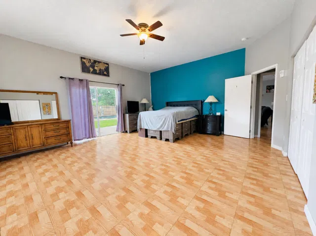 Residence photo 7