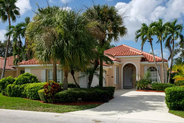 Residence photo 2