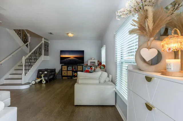 Residence photo 8