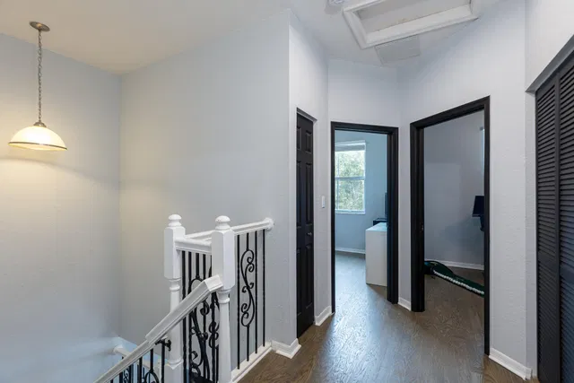 Residence photo 18