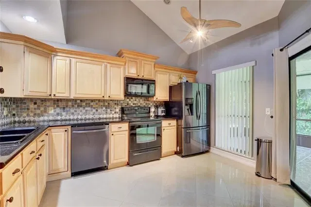 Residence photo 7