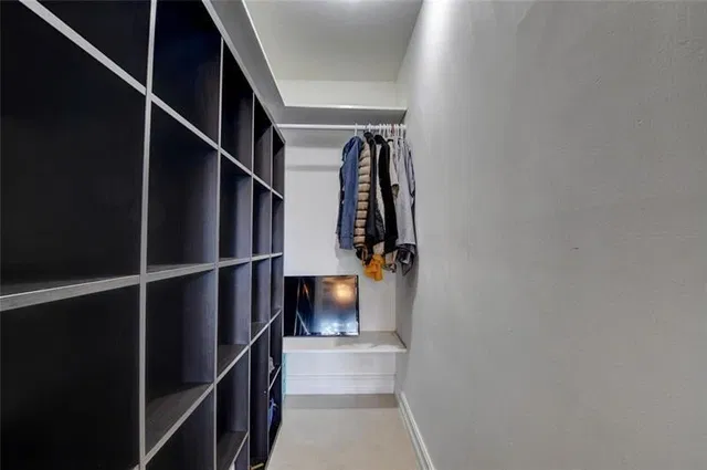 Residence photo 19
