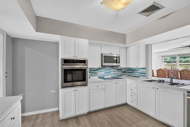  Residence photo 19