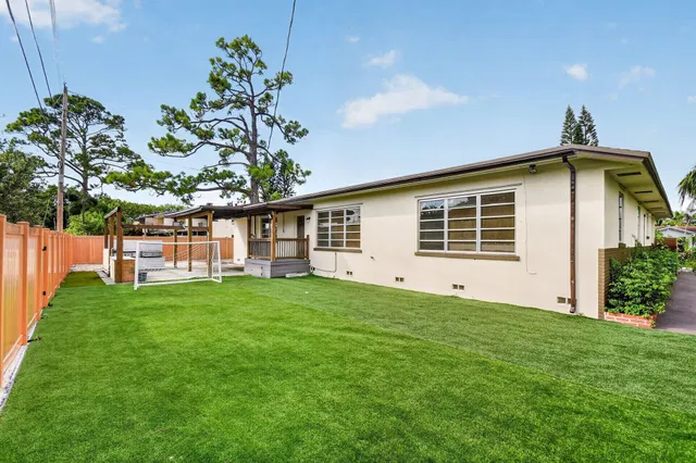  Residence photo 47