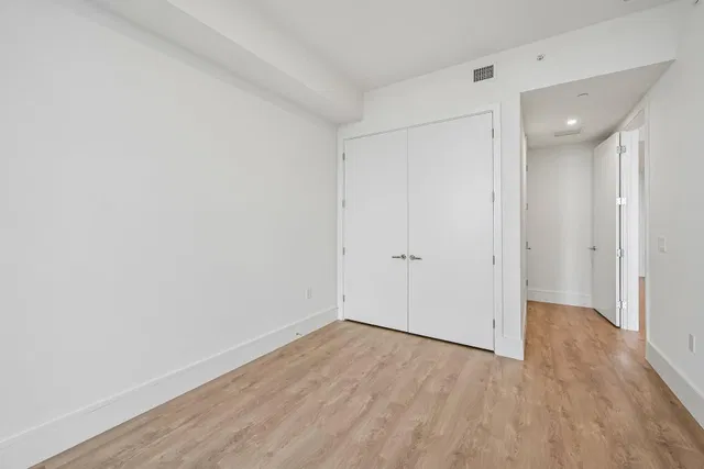 Nautilus 220 Unit 1913 photo 26