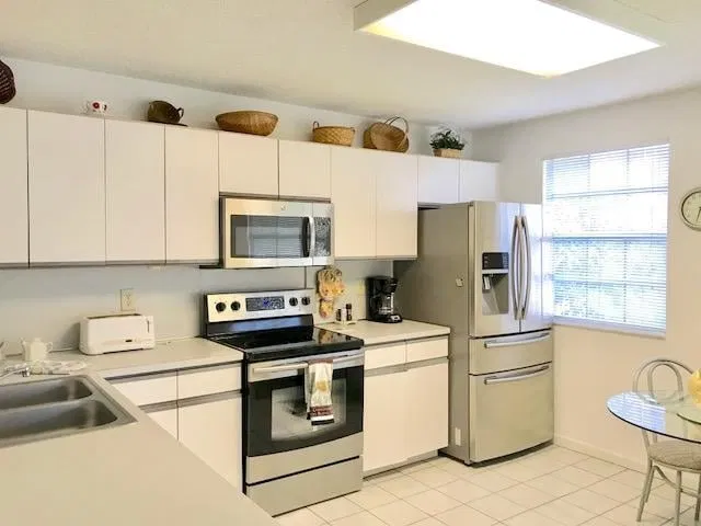 Residence photo 5