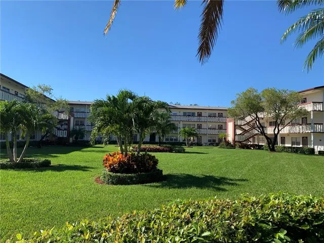 Residence photo 10