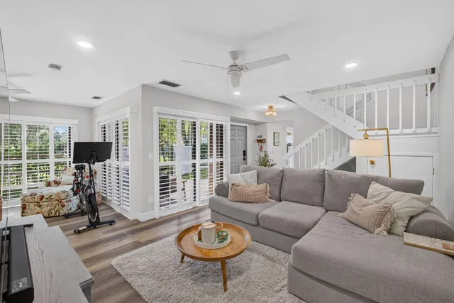 PGA National Palm Beach Gardens Unit 4 photo 35
