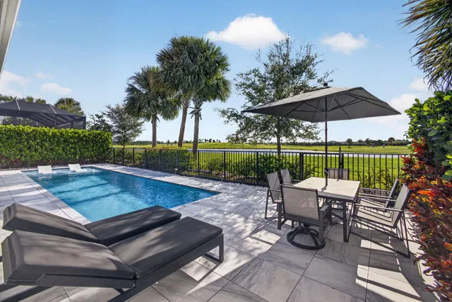 Avenir Residence photo 61