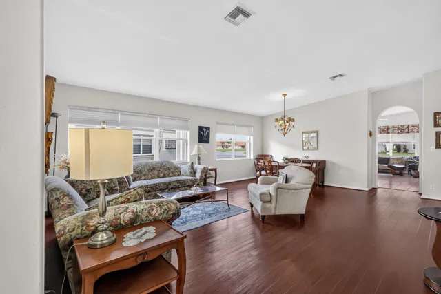  Residence photo 13