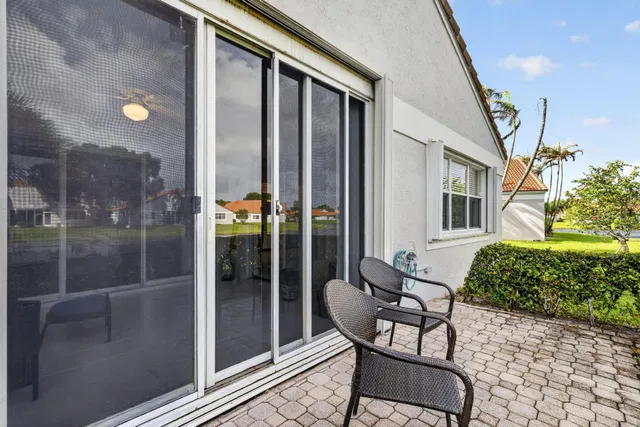  Residence photo 44