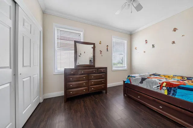  Residence photo 23