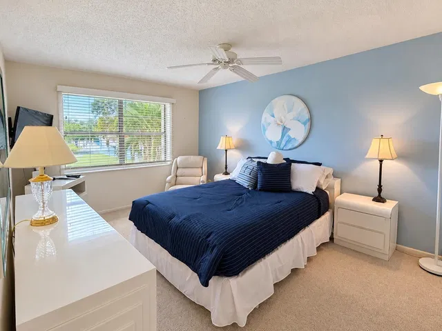 Residence photo 9