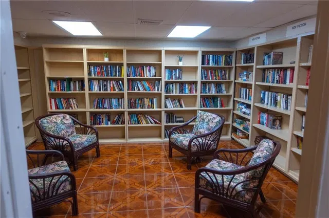 Residence photo 17