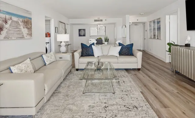 Ocean Trail Jupiter Unit 1405 photo 5