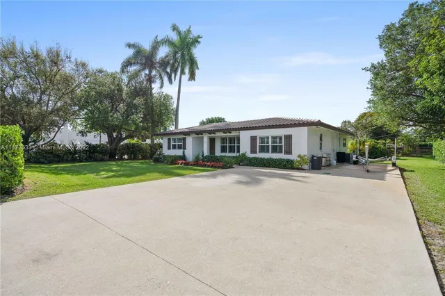 Residence photo 4