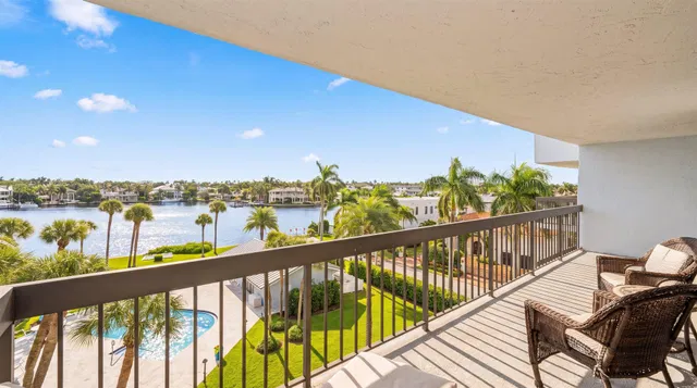 Downtown Delray Beach Unit PH-5 photo 3