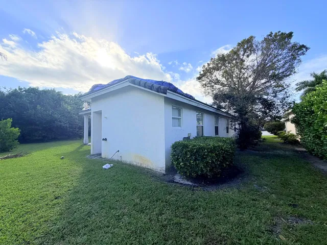 Residence photo 11