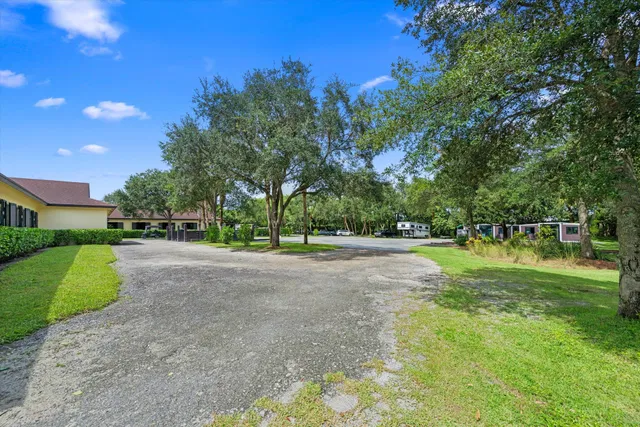 Palm Beach Point East Residence photo 4
