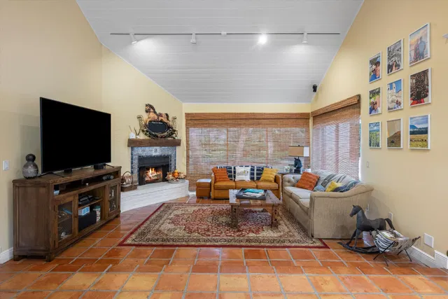 Palm Beach Point East Residence photo 14