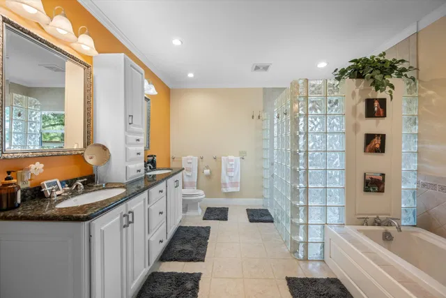 Palm Beach Point East Residence photo 26