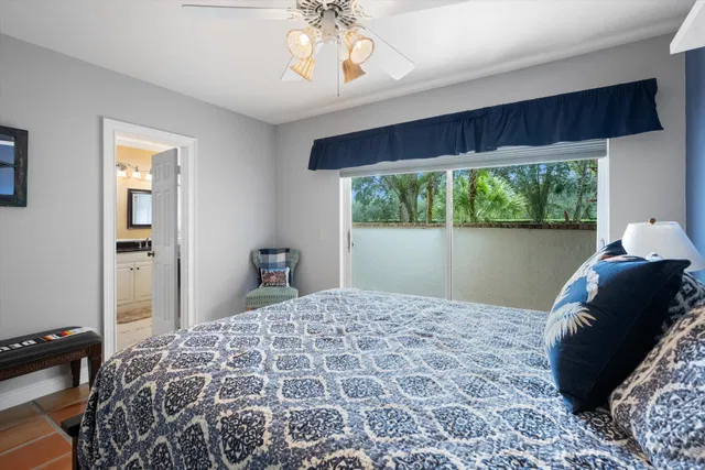 Palm Beach Point East Residence photo 32