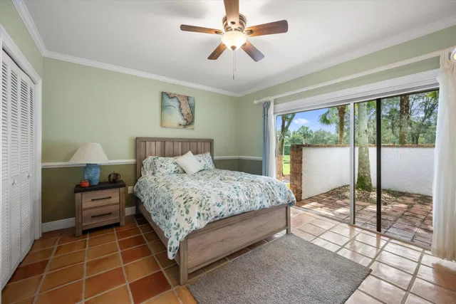 Palm Beach Point East Residence photo 35