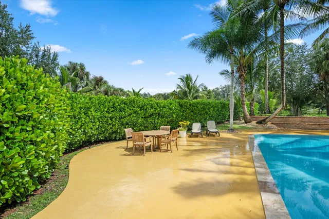 Palm Beach Point East Residence photo 44