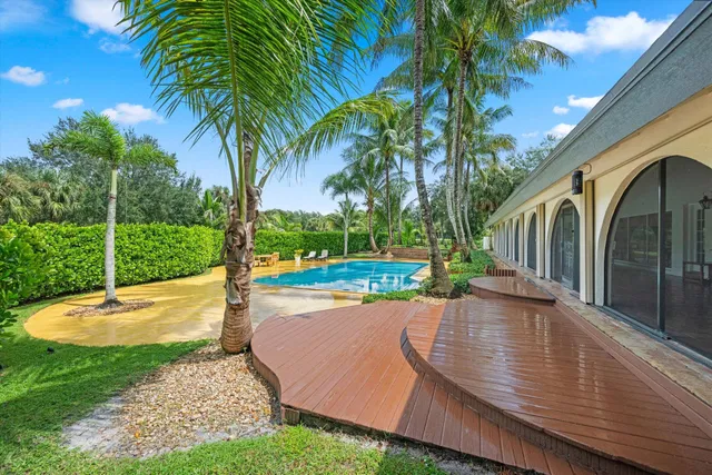 Palm Beach Point East Residence photo 45