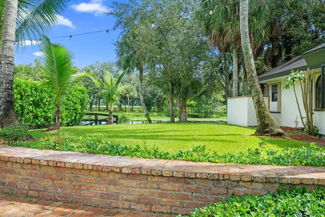 Palm Beach Point East Residence photo 50