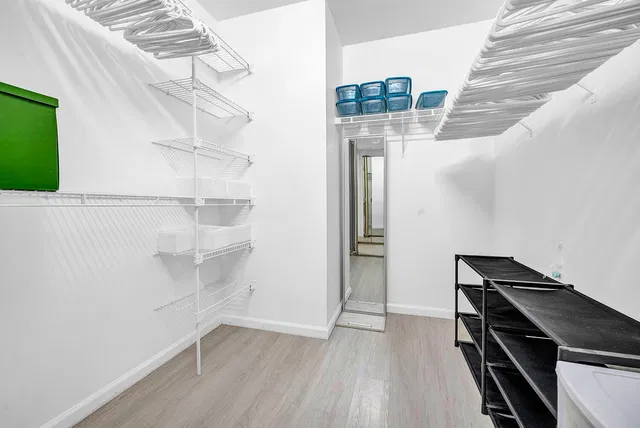 Residence photo 28