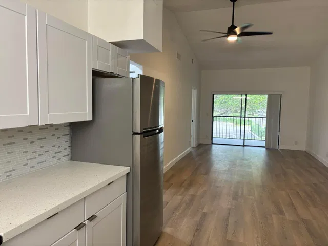 Unit O229 photo 5