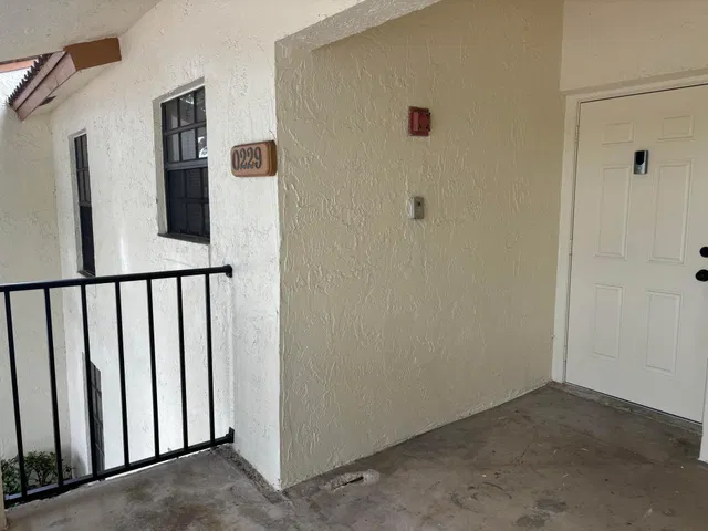 Unit O229 photo 17