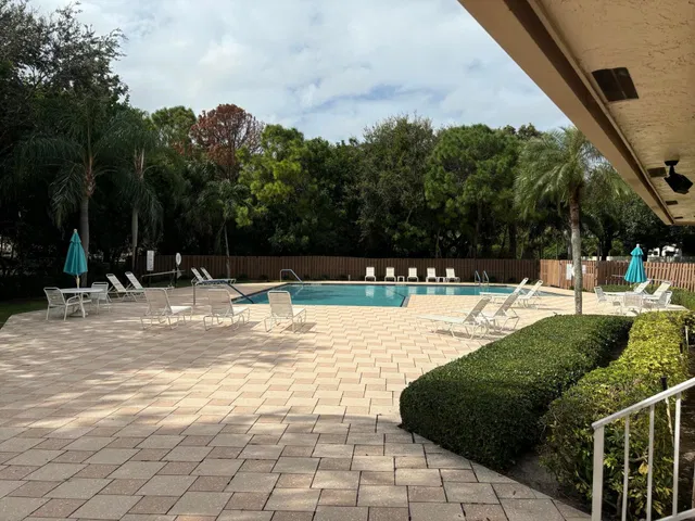 Unit O229 photo 23
