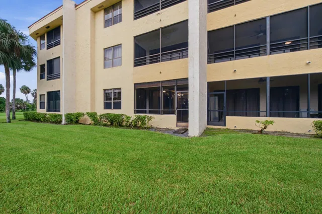  Unit 107 photo 25