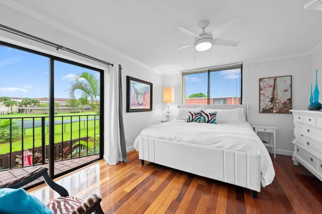 Residence photo 16