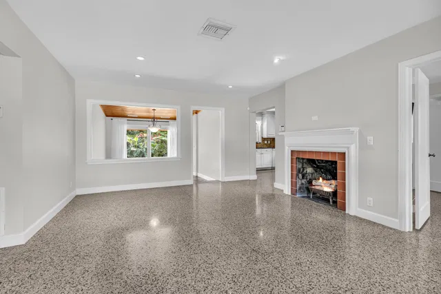 SoSo West Palm Beach Residence photo 4
