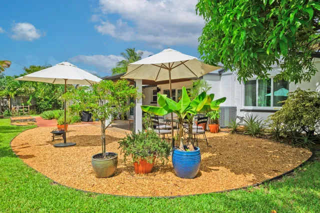 SoSo West Palm Beach Residence photo 9