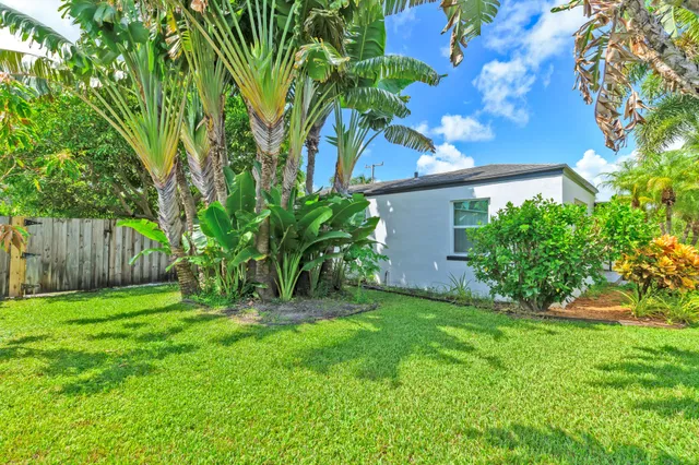 SoSo West Palm Beach Residence photo 28