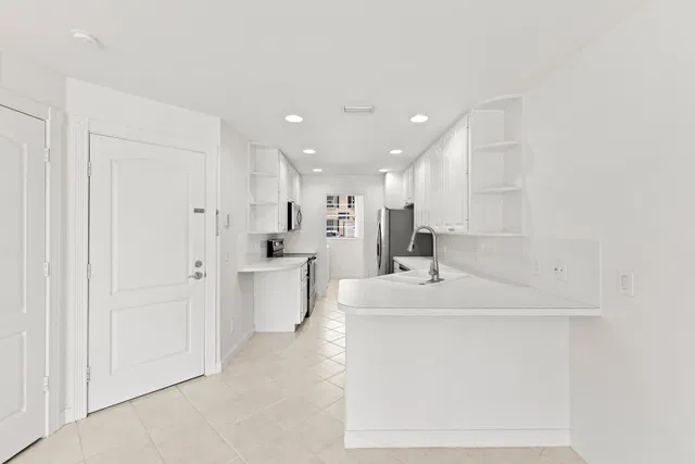 Residence photo 43
