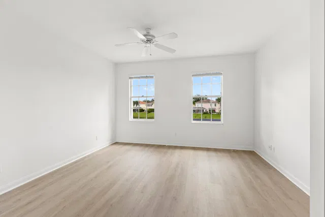 Residence photo 47