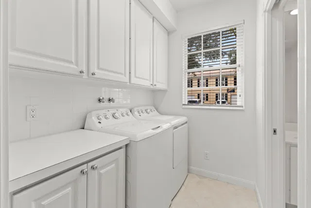 Residence photo 62