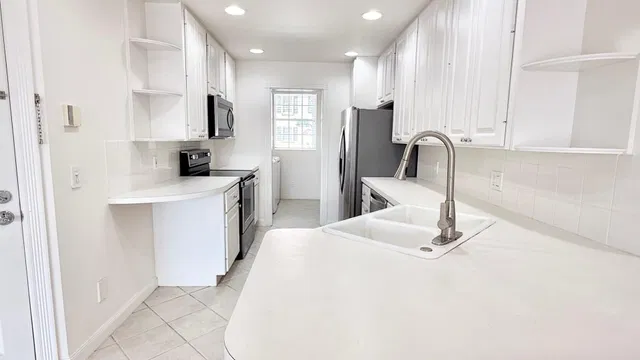 Residence photo 68
