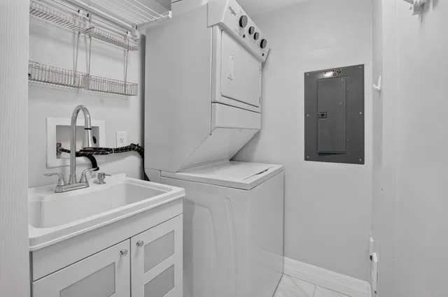 Unit 109 photo 29