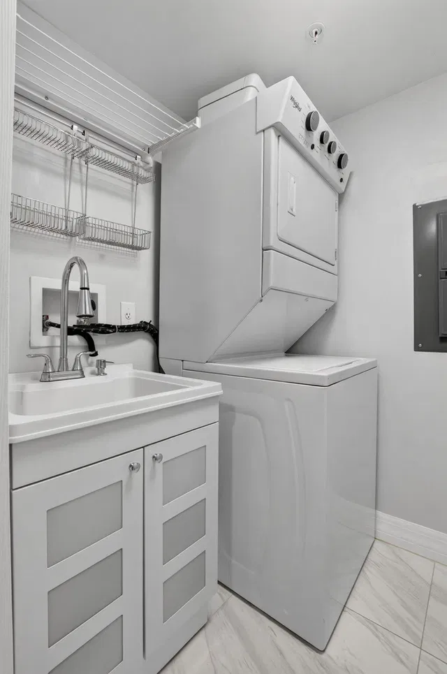 Unit 109 photo 30