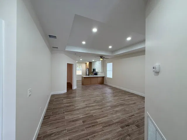 Residence photo 6