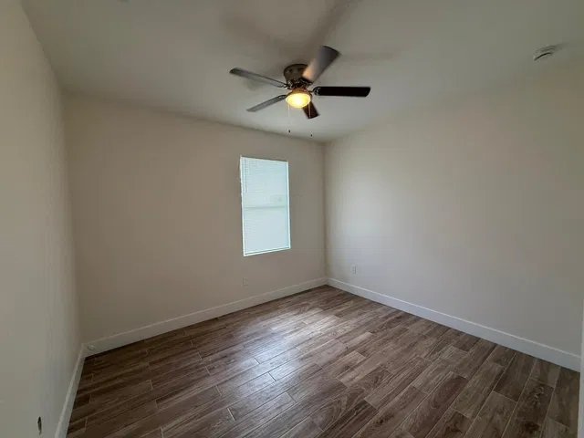 Residence photo 9