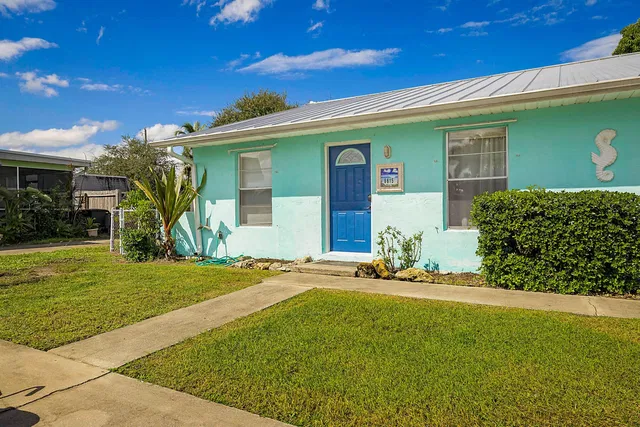 Residence photo 2