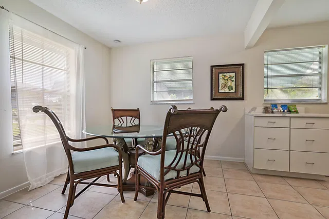 Residence photo 9